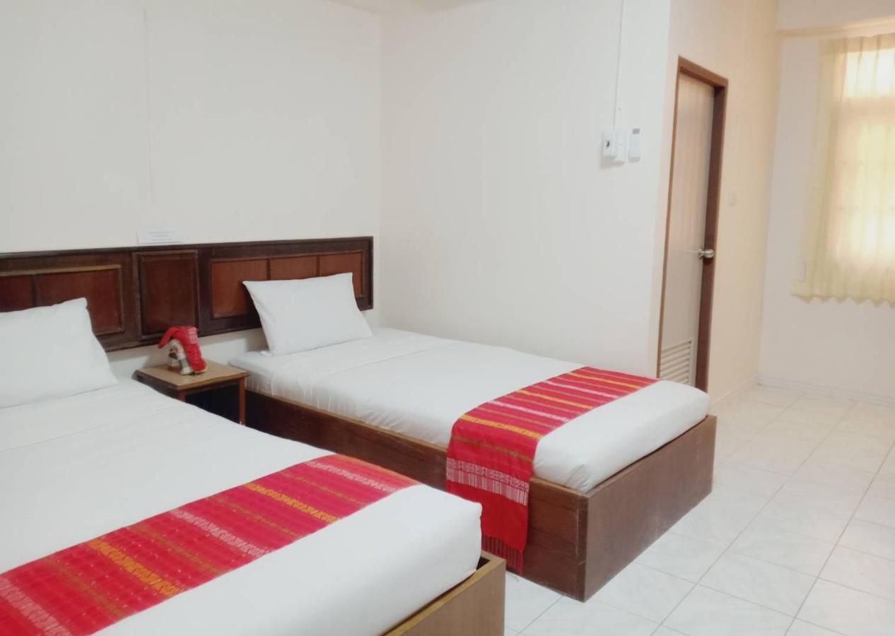 Imperial Sakon Hotel สกลนคร ภายนอก รูปภาพ