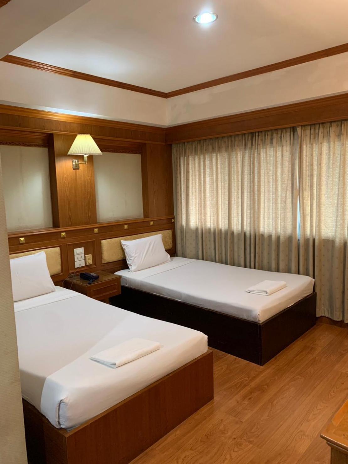 Imperial Sakon Hotel สกลนคร ภายนอก รูปภาพ