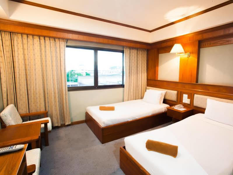 Imperial Sakon Hotel สกลนคร ภายนอก รูปภาพ